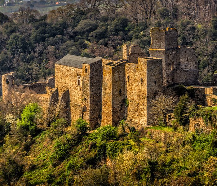 Saissac, ch�teau et village